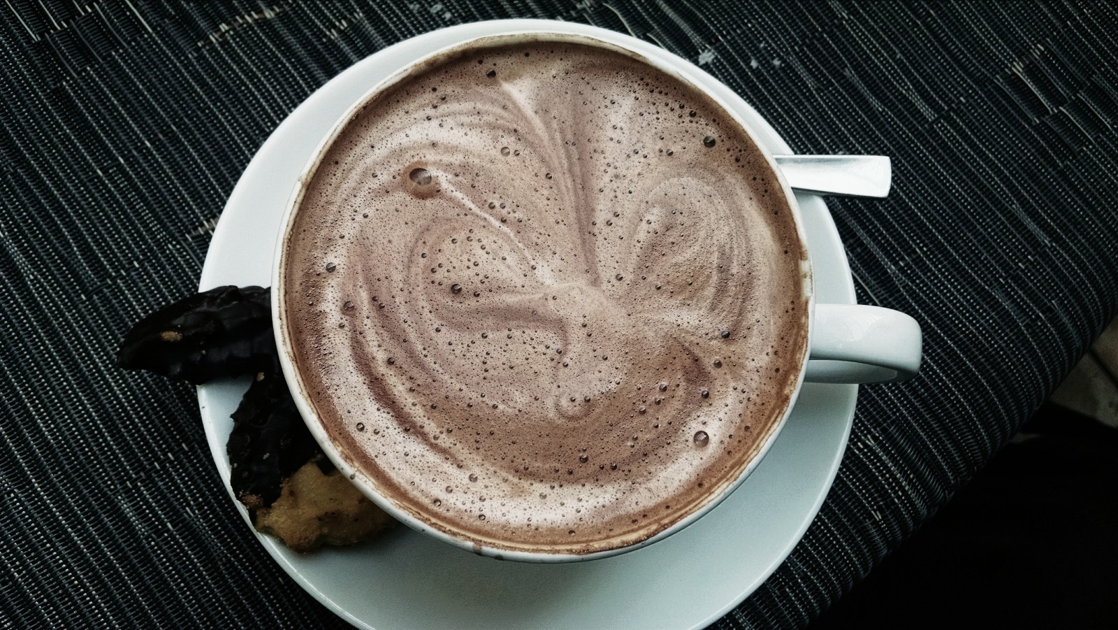 Sabor Saúde: Chocolate quente funcional